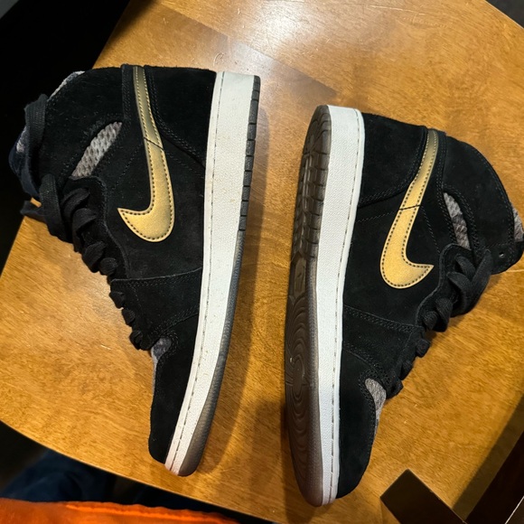 AIR JORDAN 1 RETRO HIGH GG HEIRESS CAMO - Picture 3 of 4